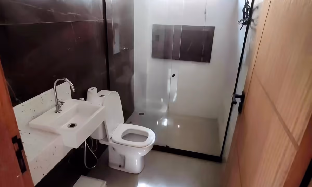 Reforma de banheiro com porcelanato 120x60 no bairro Independência, Cachoeiro de Itapemirim Reforma de banheiro com porcelanato 120x60 no bairro Independência, Cachoeiro de Itapemirim
