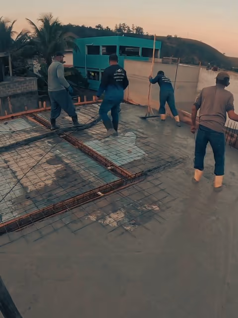 Video de obra da Mote Construcoes Construcao Residencial em Rio Muqui, Itapemirim: 🌅Concretagem de laje do amanhecer ao anoitecer em Rio muqui, Itapemirim Este registro acompanha uma concretagem de laje em...