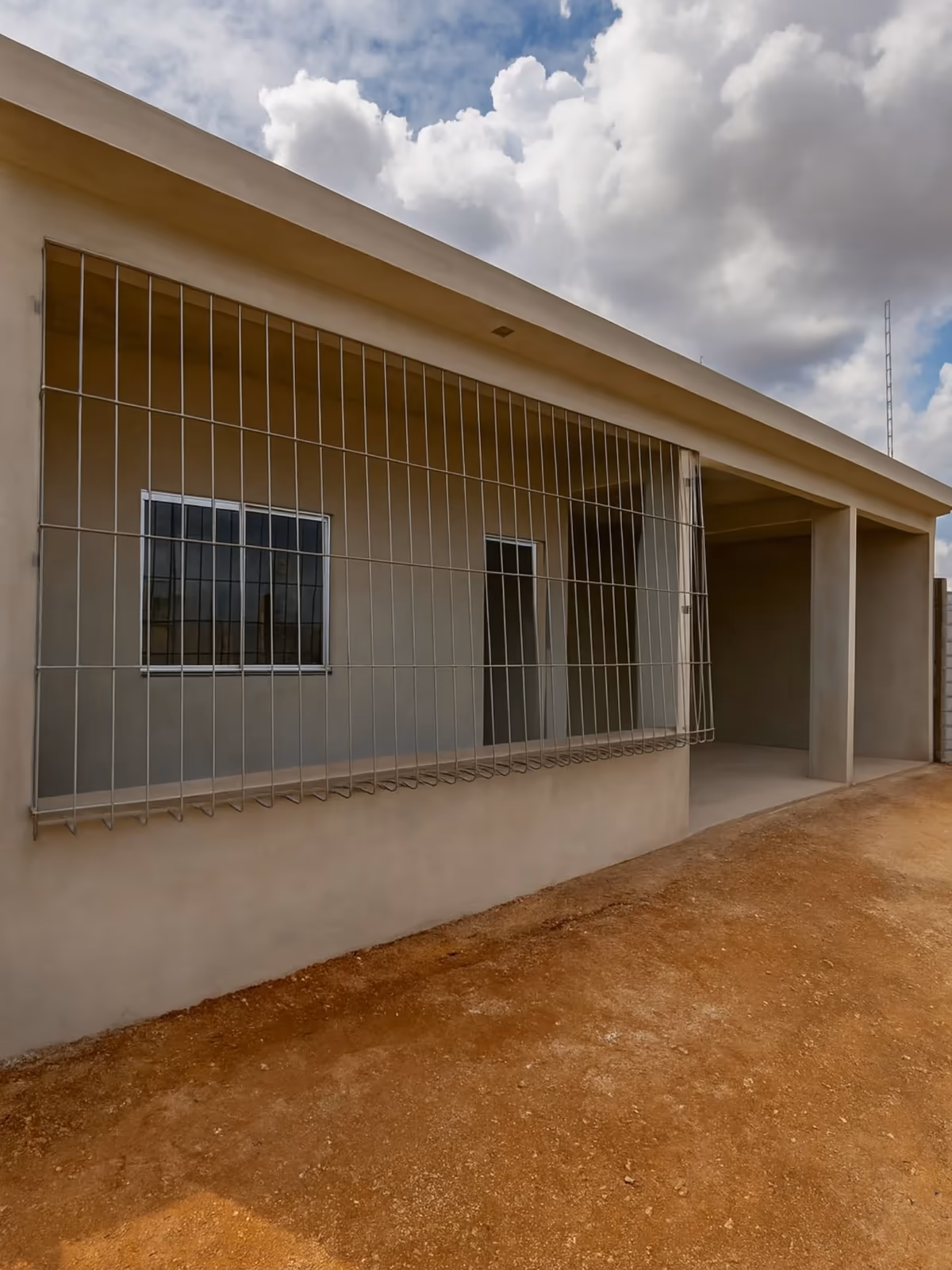 Carrossel de obra da Mote Construcoes Construcao Residencial em Boa Esperanca, Cachoeiro de Itapemirim: 🏡Acabamento externo com reboco cinza no Bairro Boa Esperança Nesta etapa em Cachoeiro de Itapemirim/ES, o...